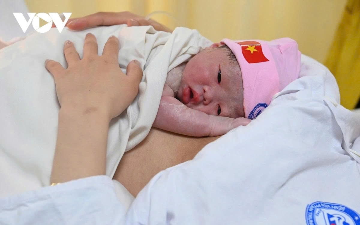 Baby boy born at the stroke of Vietnam’s National Day